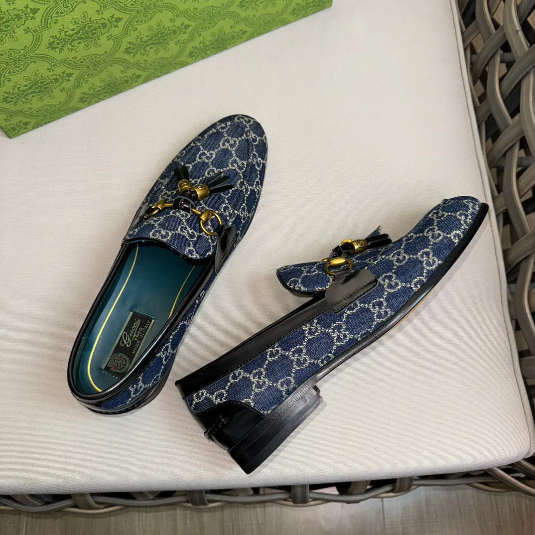 Men's shoes 💰900 Gucci～High-end genuine leather outsole men's casual leather shoes｜The upper is made of imported original presbyopic canvas fabric with top layer cowhide material｜Classic horsebit decoration｜Genuine leather handmade tassel embellishment｜Low-key luxury temperament｜Comfortable foot feeling｜Imported genuine leather outsole｜First layer cowhide inner padding｜Fine details Size: 39-44 (customized at 45.46)
